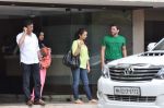 Sohail Khan snapped with family in Mumbai on 20th Aug 2013 (9).JPG